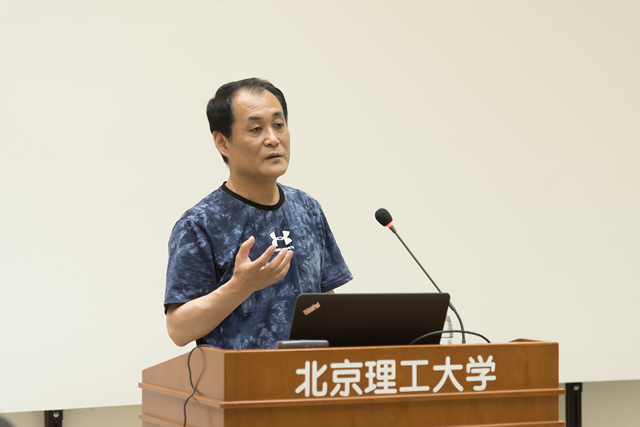 老哥俱乐部-老哥必备的交流社区