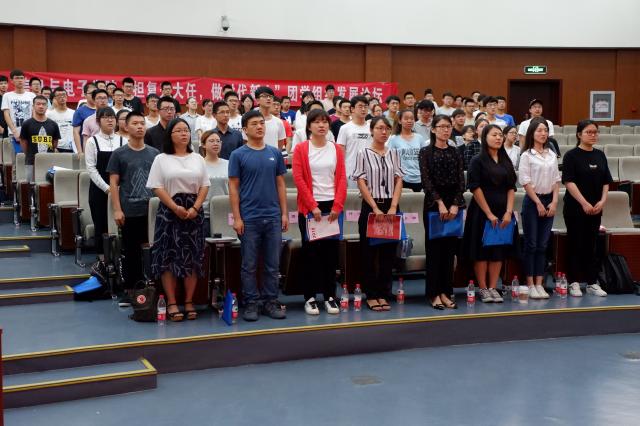 老哥俱乐部-老哥必备的交流社区