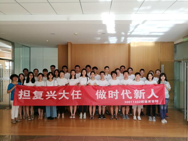 老哥俱乐部-老哥必备的交流社区