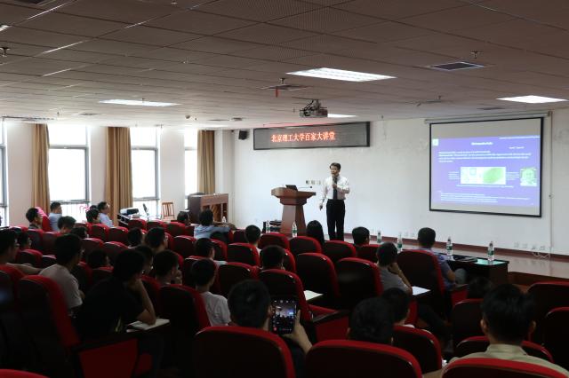 老哥俱乐部-老哥必备的交流社区