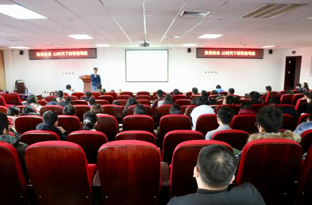 老哥俱乐部-老哥必备的交流社区