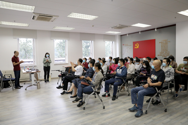 老哥俱乐部-老哥必备的交流社区