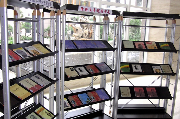 老哥俱乐部-老哥必备的交流社区