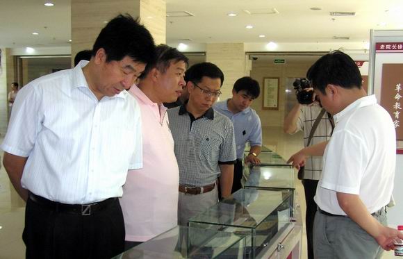 老哥俱乐部-老哥必备的交流社区