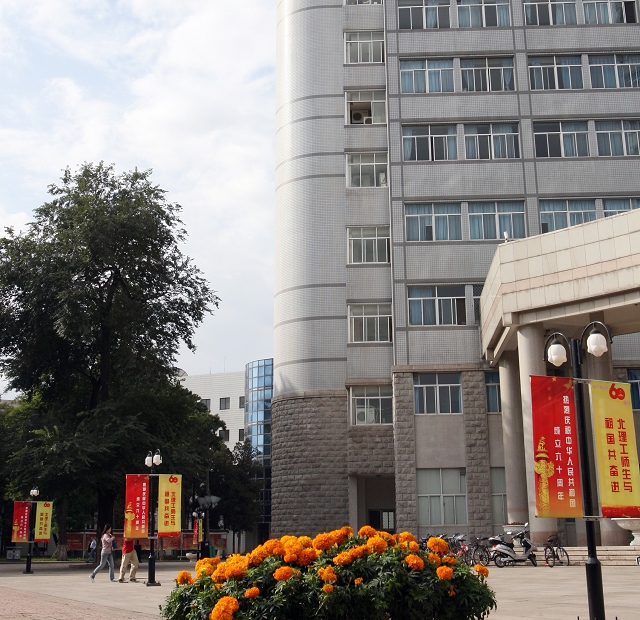 老哥俱乐部-老哥必备的交流社区