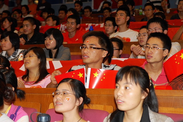 老哥俱乐部-老哥必备的交流社区