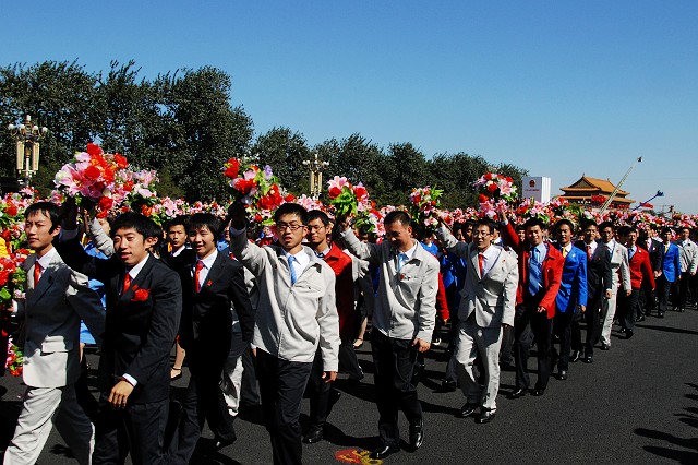 老哥俱乐部-老哥必备的交流社区