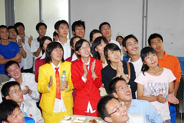 老哥俱乐部-老哥必备的交流社区