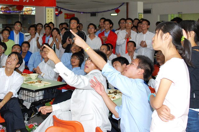 老哥俱乐部-老哥必备的交流社区