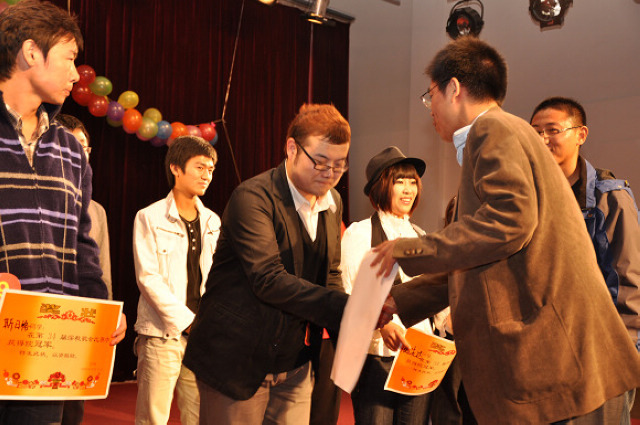 老哥俱乐部-老哥必备的交流社区