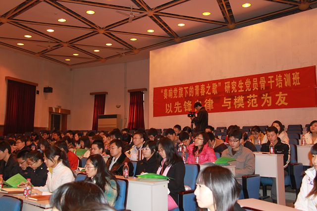 老哥俱乐部-老哥必备的交流社区