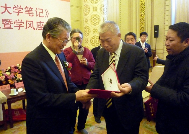 老哥俱乐部-老哥必备的交流社区