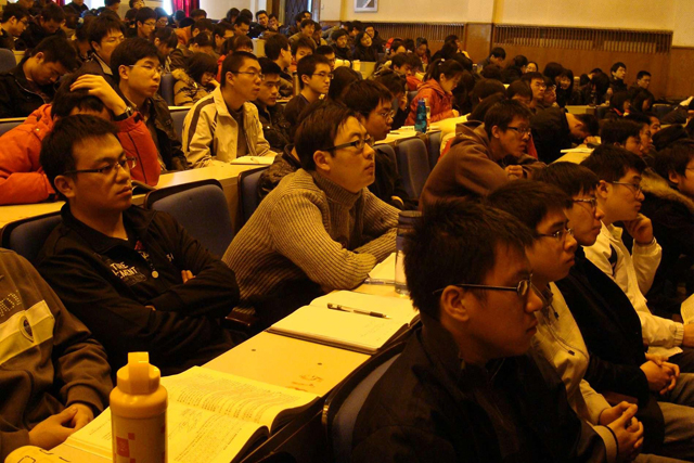 老哥俱乐部-老哥必备的交流社区