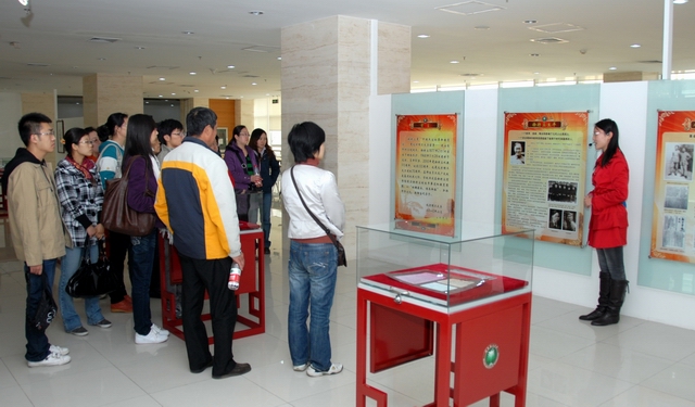 老哥俱乐部-老哥必备的交流社区