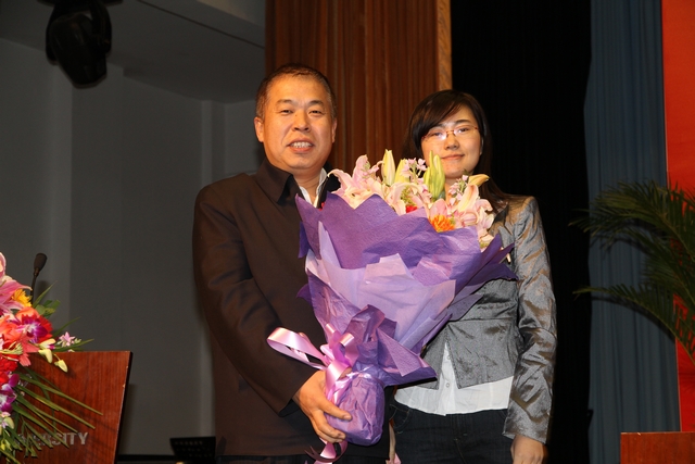 老哥俱乐部-老哥必备的交流社区