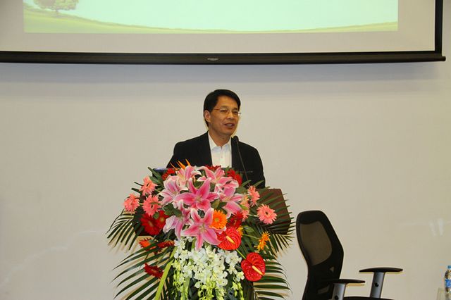 老哥俱乐部-老哥必备的交流社区