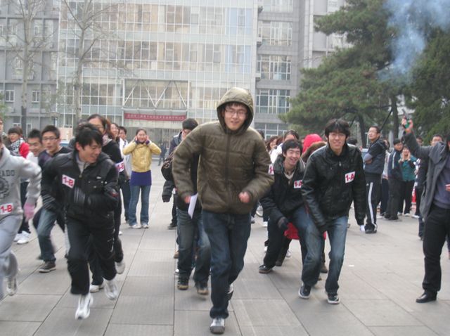 老哥俱乐部-老哥必备的交流社区