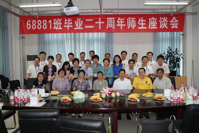 老哥俱乐部-老哥必备的交流社区