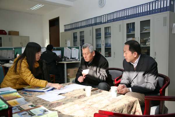 老哥俱乐部-老哥必备的交流社区