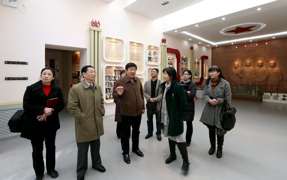 老哥俱乐部-老哥必备的交流社区