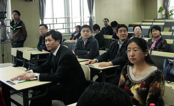 老哥俱乐部-老哥必备的交流社区