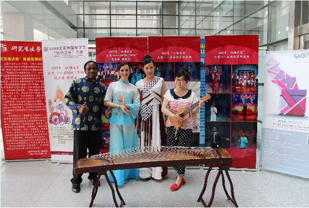 老哥俱乐部-老哥必备的交流社区