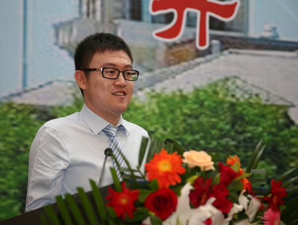 老哥俱乐部-老哥必备的交流社区