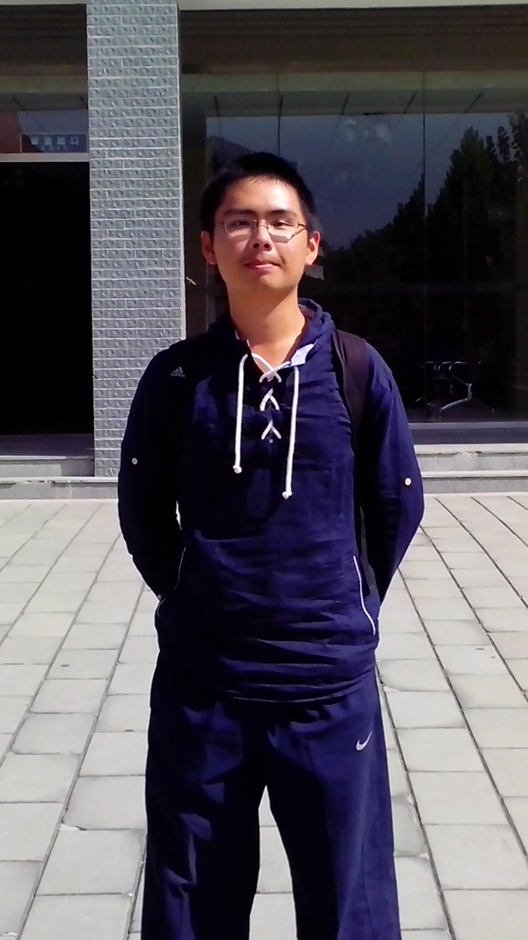 老哥俱乐部-老哥必备的交流社区