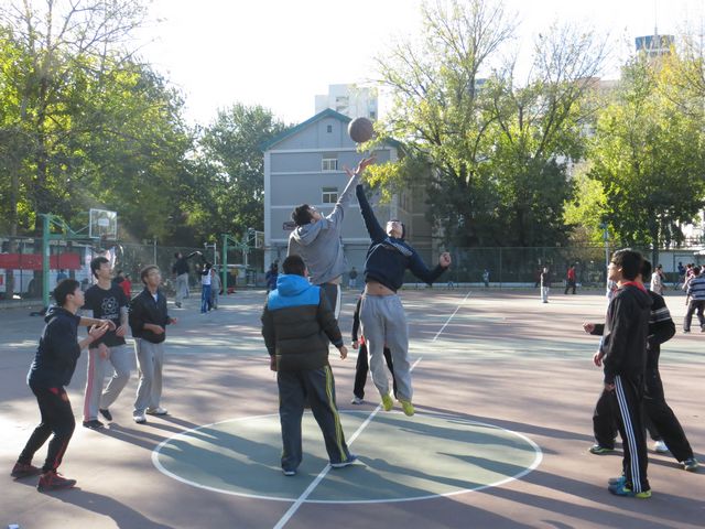 老哥俱乐部-老哥必备的交流社区