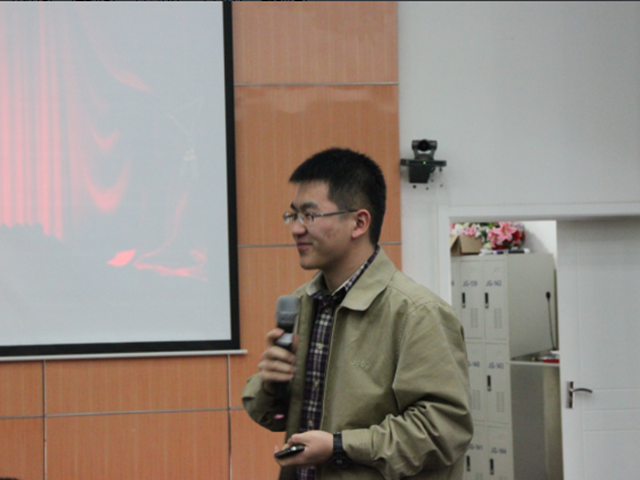 老哥俱乐部-老哥必备的交流社区