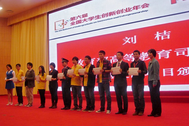 老哥俱乐部-老哥必备的交流社区