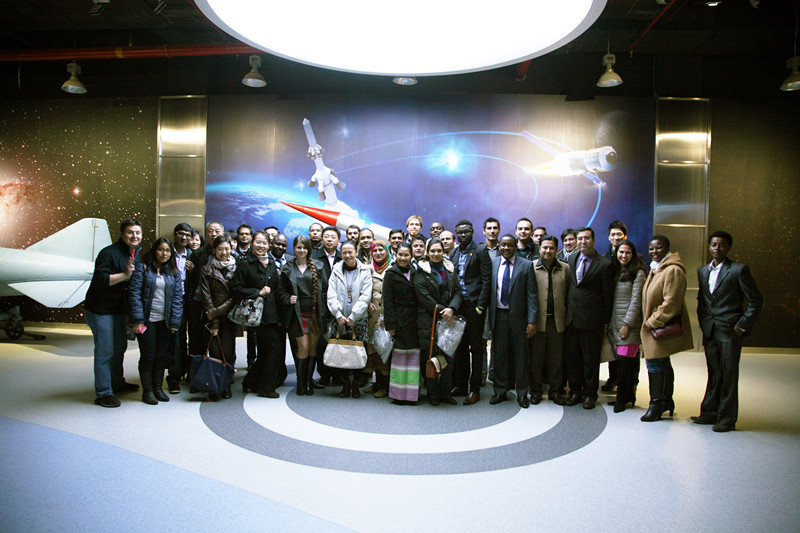 老哥俱乐部-老哥必备的交流社区