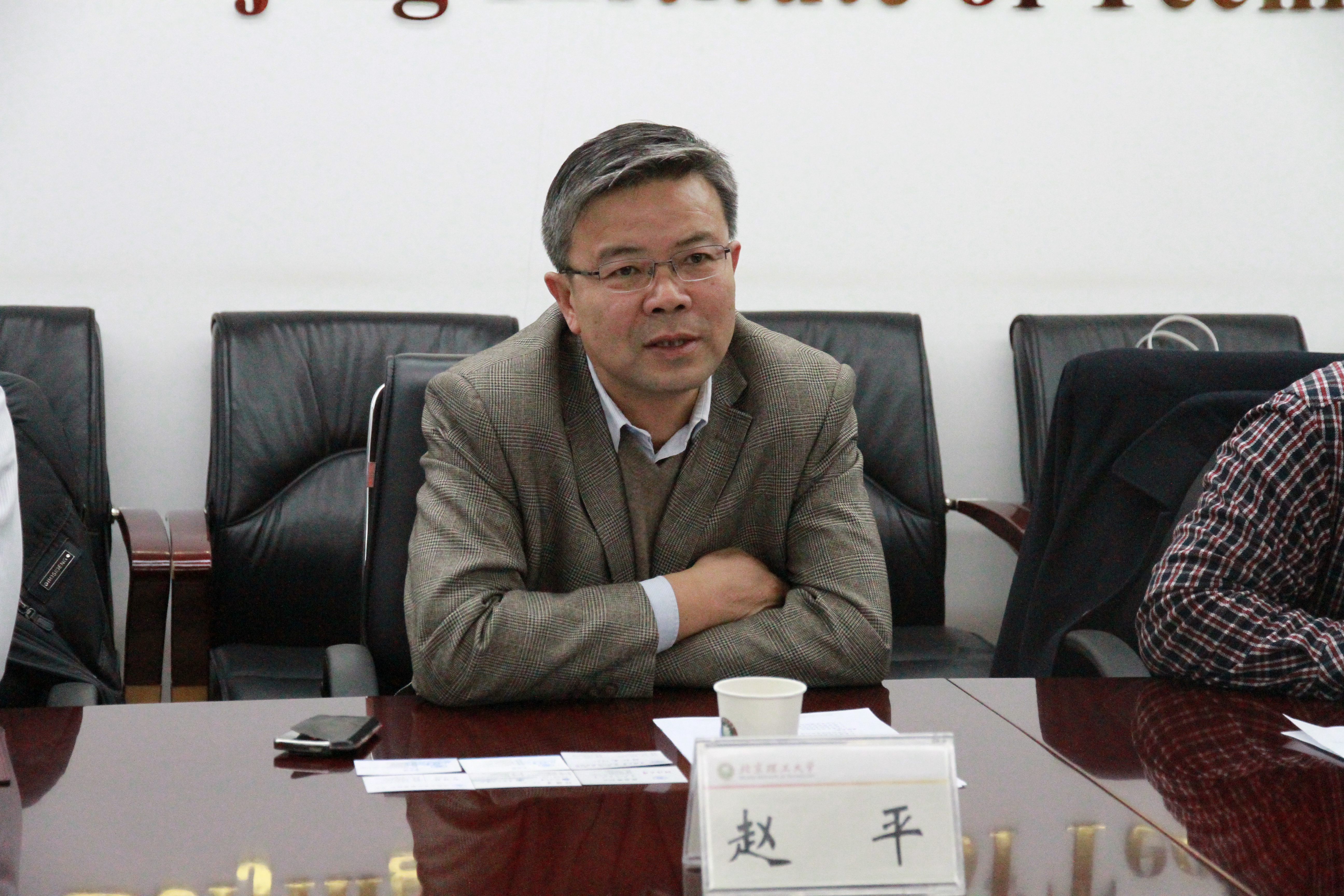 老哥俱乐部-老哥必备的交流社区