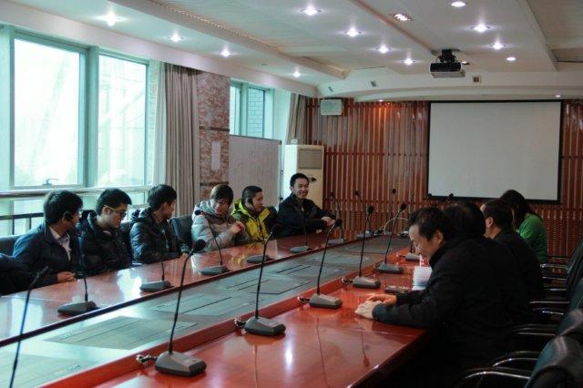 老哥俱乐部-老哥必备的交流社区