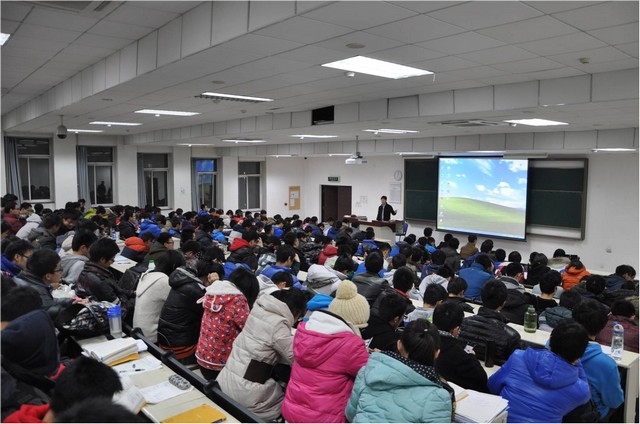 老哥俱乐部-老哥必备的交流社区