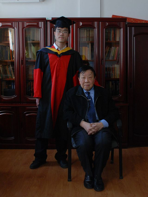 老哥俱乐部-老哥必备的交流社区