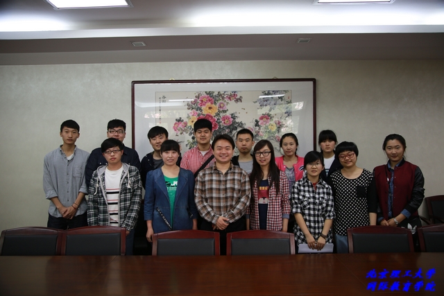 老哥俱乐部-老哥必备的交流社区