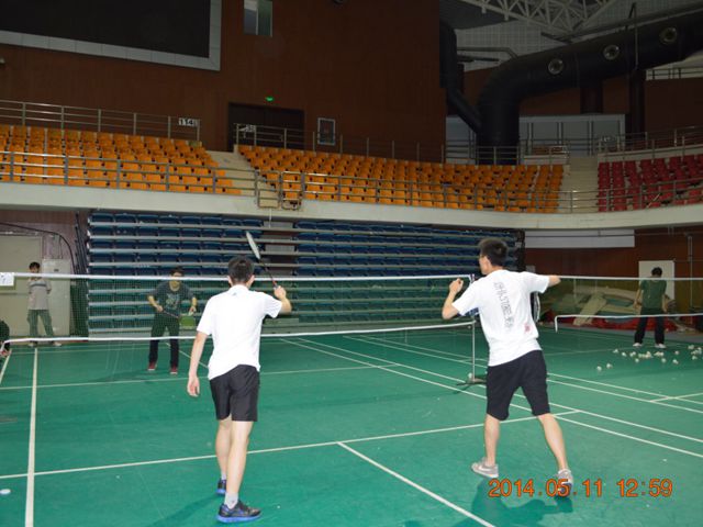 老哥俱乐部-老哥必备的交流社区