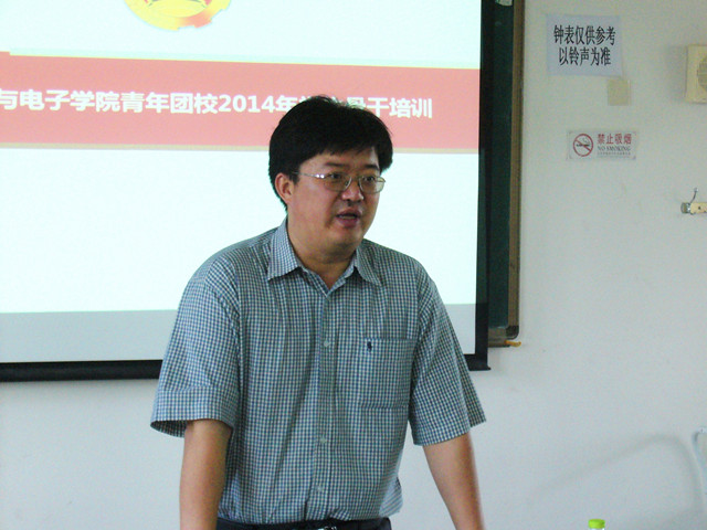 老哥俱乐部-老哥必备的交流社区