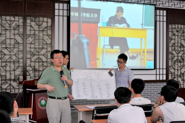 老哥俱乐部-老哥必备的交流社区