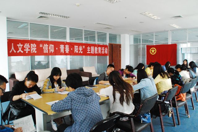 老哥俱乐部-老哥必备的交流社区