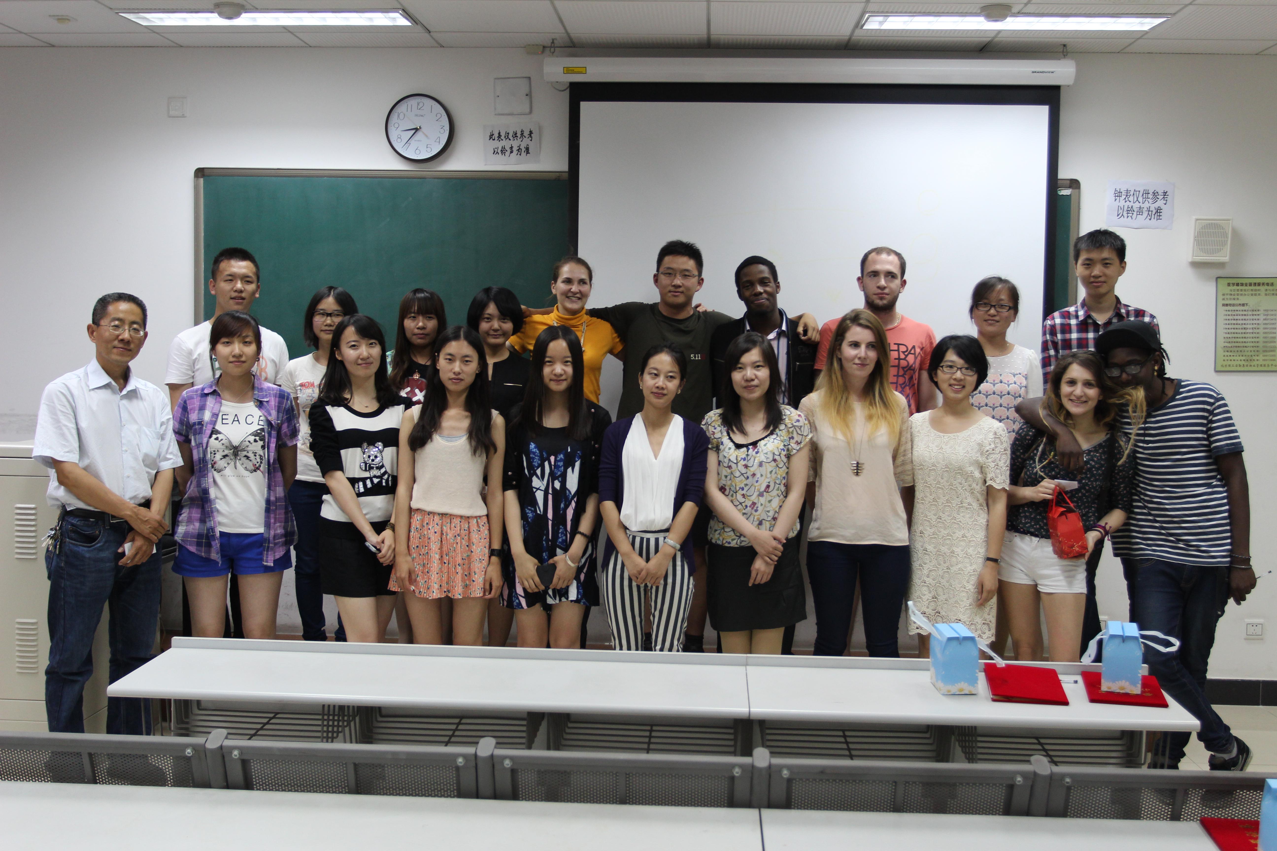 老哥俱乐部-老哥必备的交流社区