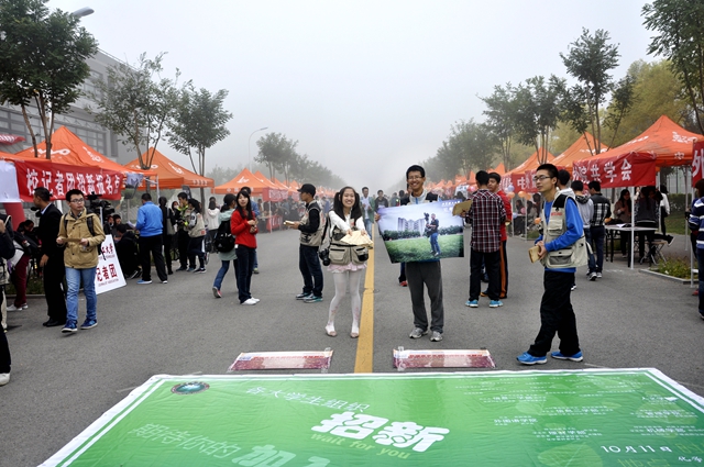 老哥俱乐部-老哥必备的交流社区