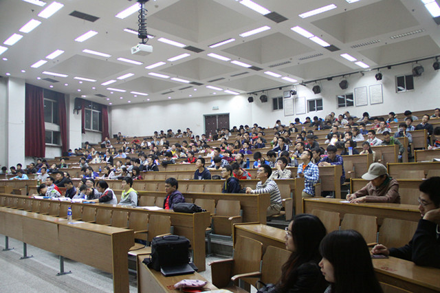 老哥俱乐部-老哥必备的交流社区