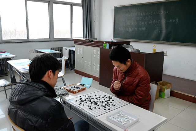 老哥俱乐部-老哥必备的交流社区