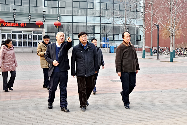 老哥俱乐部-老哥必备的交流社区