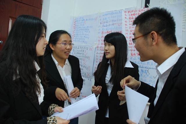 老哥俱乐部-老哥必备的交流社区