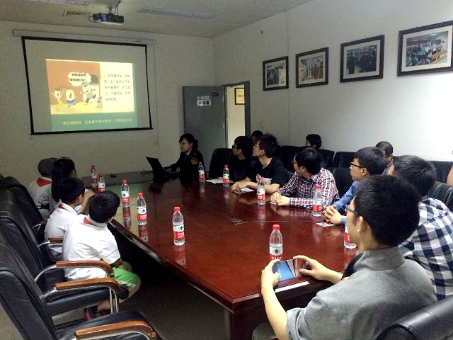 老哥俱乐部-老哥必备的交流社区