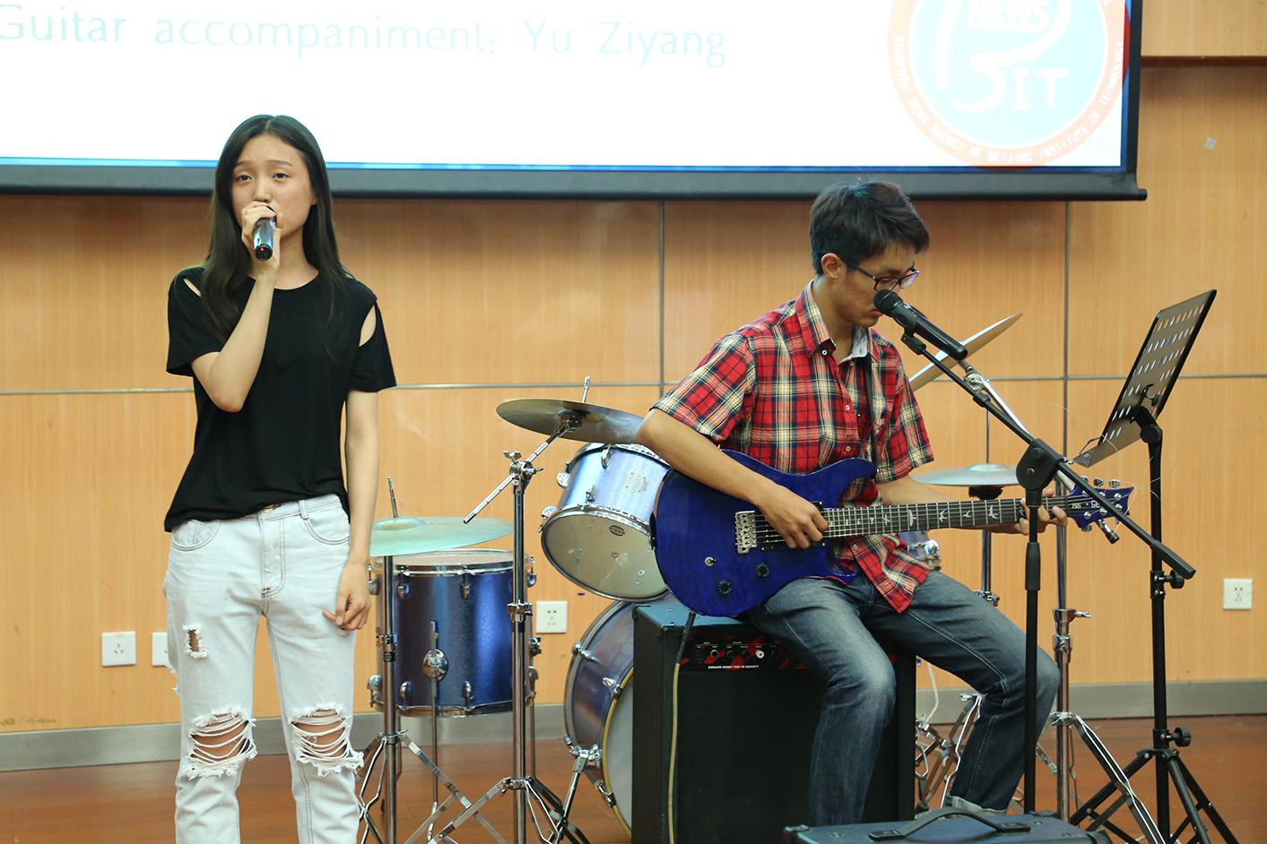 老哥俱乐部-老哥必备的交流社区