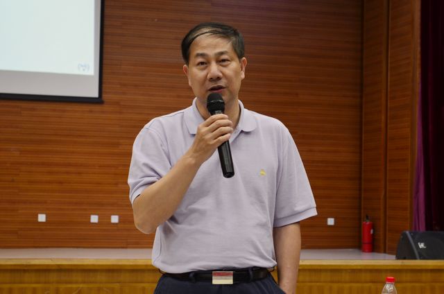 老哥俱乐部-老哥必备的交流社区